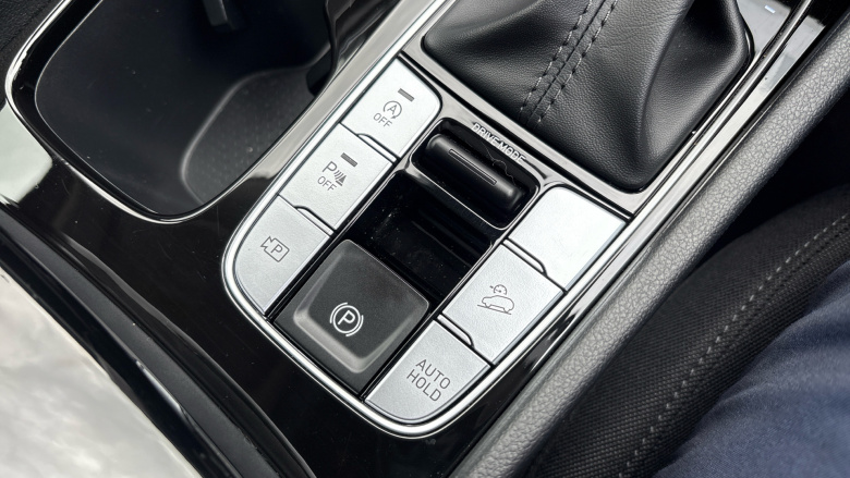 Hyundai TUCSON 1.6 TGDi 48V MHD SE Connect 5dr 2WD DCT Petrol Estate